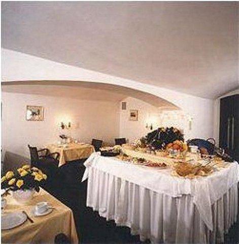 Hotel Am Hofgarten Düsseldorf Restaurace fotografie